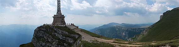 Crucea Eroilor Neamului (III)